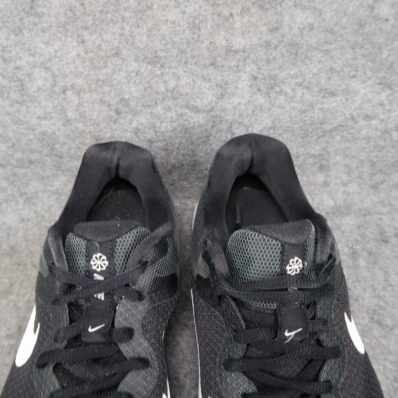 Nike Shoes Big Kids 5Y Athletic Trainers Revolution Running Sneaker Black White - Picture 3 of 14